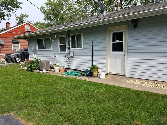 Viewing the back of the house