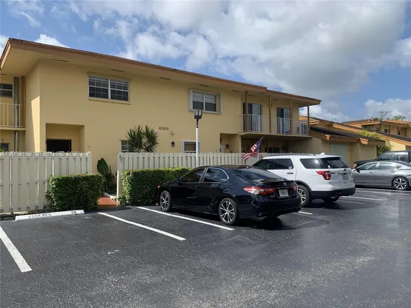 8380 SW 154th Ave APT 57, Miami, FL 33193