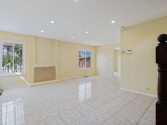 4th image of 2943 19th St