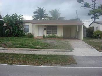 3rd image of 5161 NE 3rd Ave