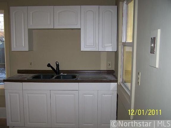3rd image of 1450 Thomas Ave
