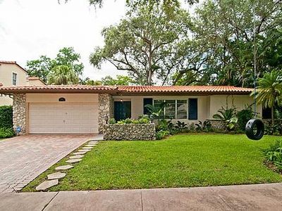 3620 Palmarito St, Coral Gables, FL, 33134