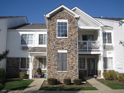 1st image of 2427 Silverstone Dr #4