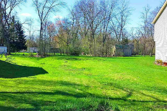 2nd image of 22235 W Cedar Dr