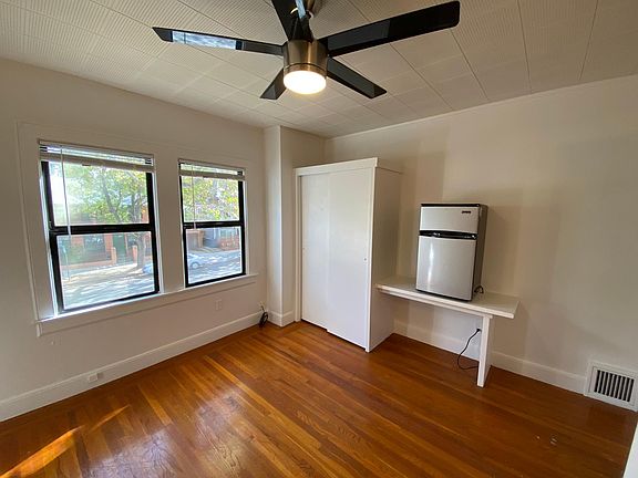 5th image of 1702 27th St APT 3