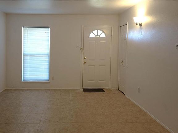 2nd image of 3357 Sherwood Dr