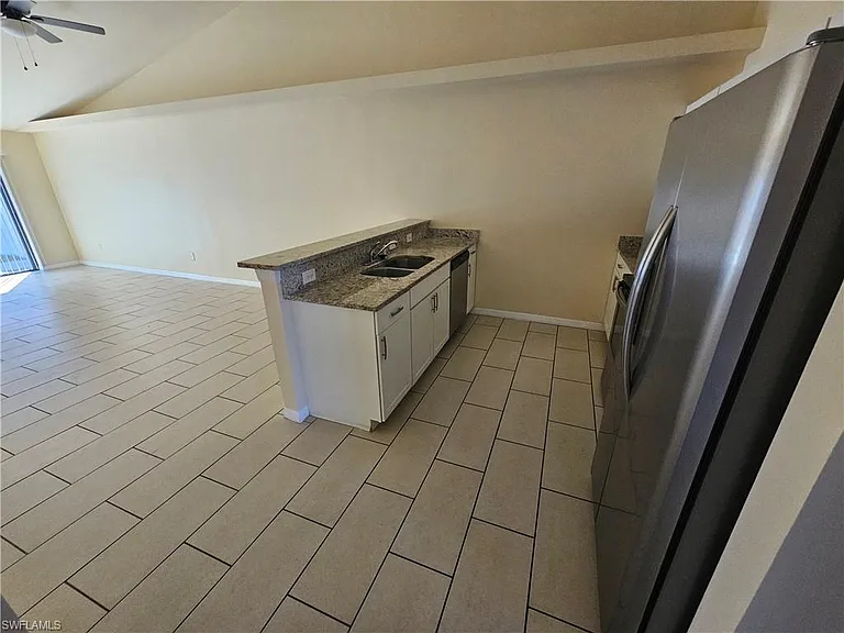 1622 SW 33rd St — Photo 7
