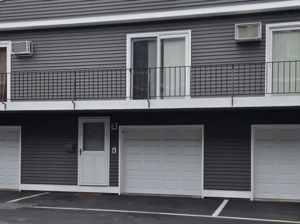 1215 Pawtucket Blvd Unit 32, Lowell, MA 01854