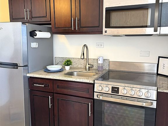 3rd image of 2525 Date St APT 3404