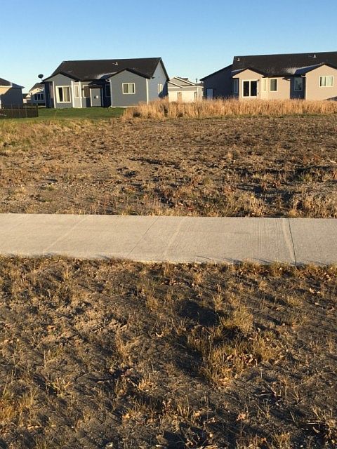 2nd image of 1118 26th Ave W