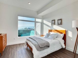 6630 W Sunset Blvd #404, Los Angeles, CA 90028