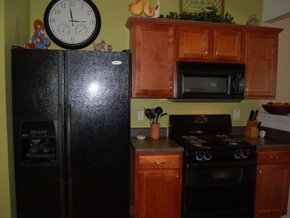 3rd image of 3145 Briaroak Dr