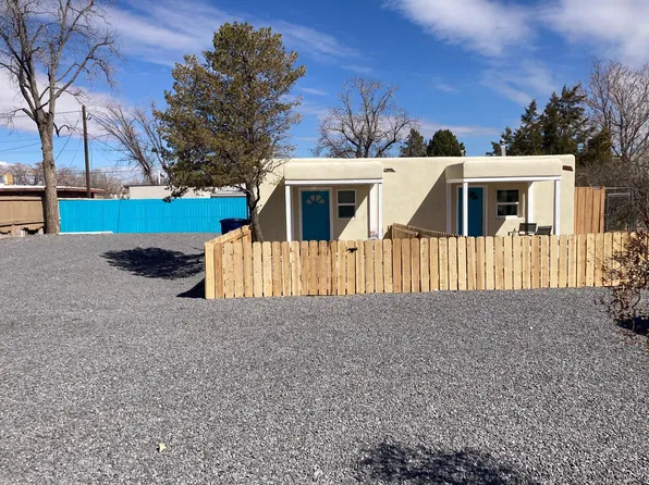 219 Hendrix Rd NW, Albuquerque, NM 87107