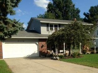 8256 Mellowwood Dr, Jenison, MI 49428