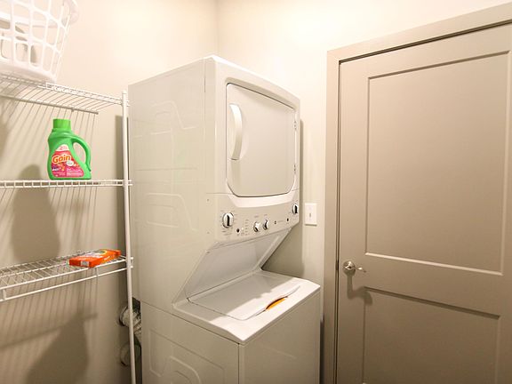 5th image of 345 Blackburn Ave APT 113