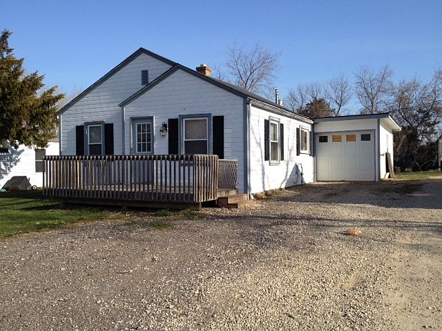 1st image of 36129 N East End Ave