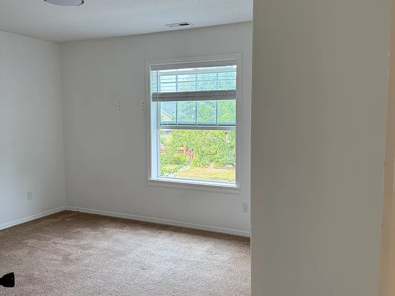 3228 N Main St — Photo 23