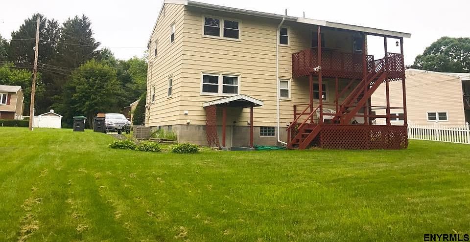 2nd image of 7 Apple Blossom Ln #A