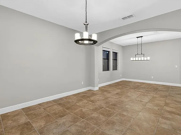 1389 Heritage Landings Dr — Photo 18