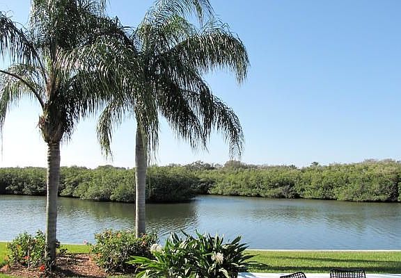 5th image of 351 Island Creek Dr