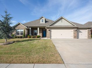9218 N 143rd Ave E, Owasso, OK 74055
