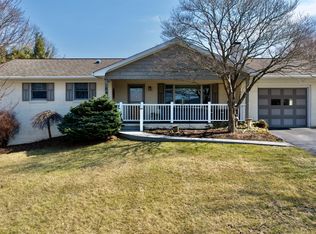 184 Heatherton Dr, Lewisburg, WV 24901