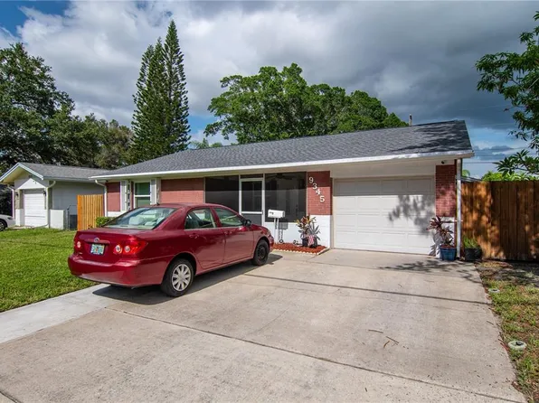 9345 52nd St N, Pinellas Park, FL 33782