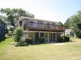 2236 Westfield Dr, Downers Grove, IL 60516