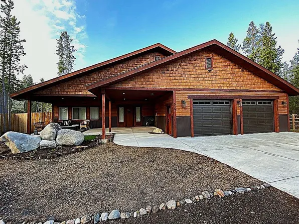 516 Gallatin Ave, West Yellowstone, MT 59758