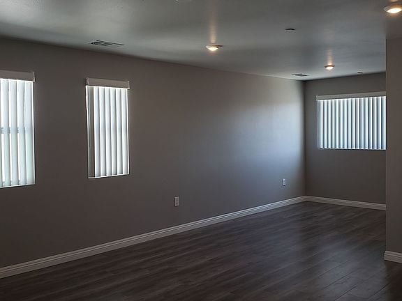 3rd image of 2057 W Florence Ave
