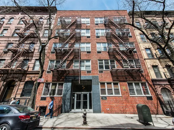 321 East 89th Street