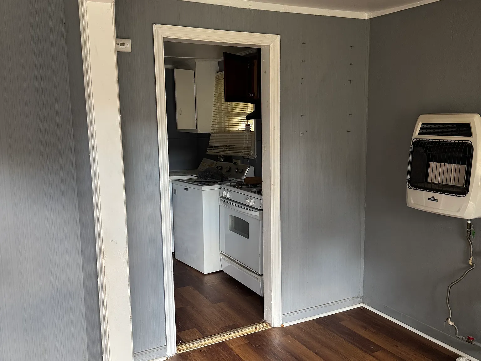 2 bed, 650 sqft, $1,100 — Photo 3