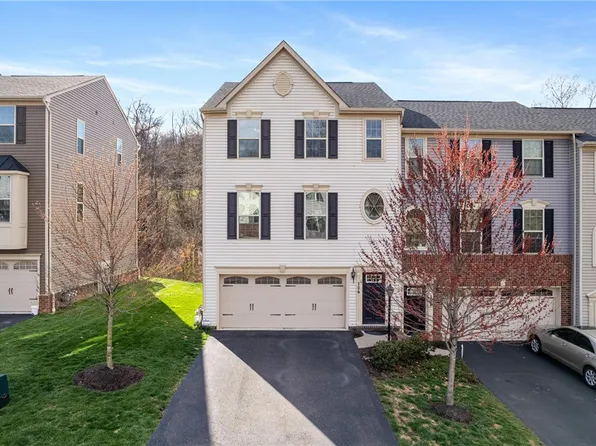 106 Arbor Trail Dr, Mc Kees Rocks, PA 15136