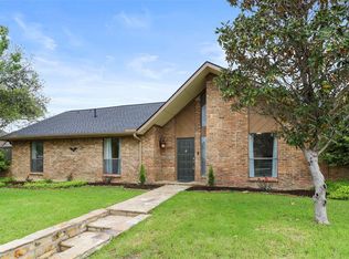 1132 Yorkshire Dr, Carrollton, TX 75007