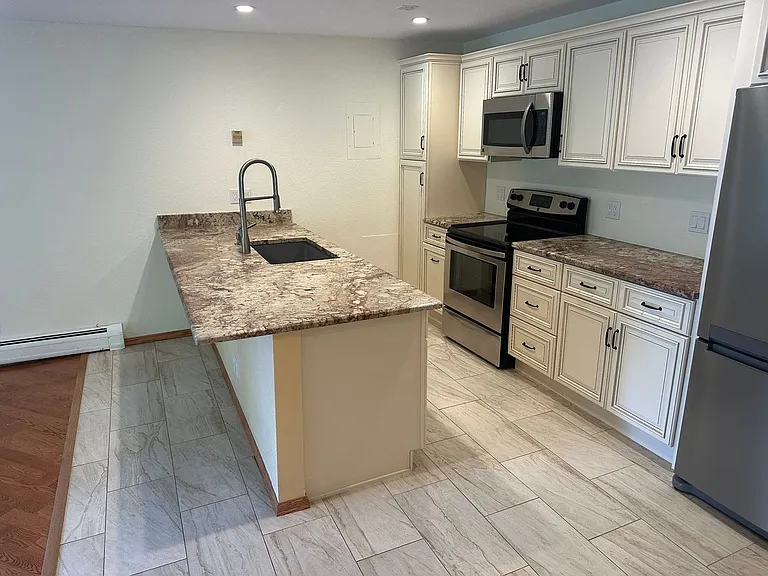 1250 Golden Cir #101 — Photo 2