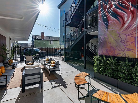 4th image of 121 Vesta St #204