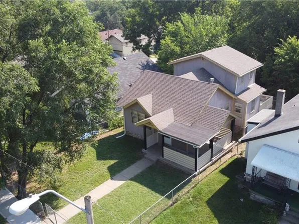 5205 Olive St, Kansas City, MO 64130