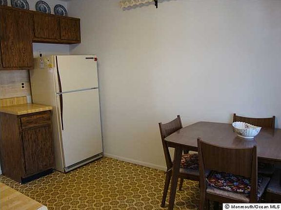 3rd image of 16 Norwalk Avenue