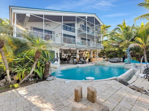 35 Mutiny Pl, Key Largo, FL 33037
