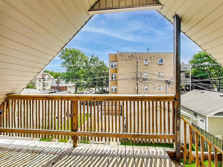 4057 N Whipple St #2 — Photo 14