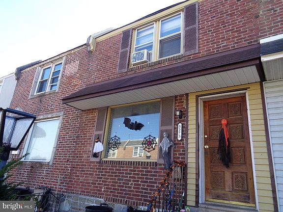 2nd image of 5275 Burton St