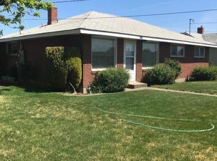 1409 Hathaway St, Yakima, WA 98902