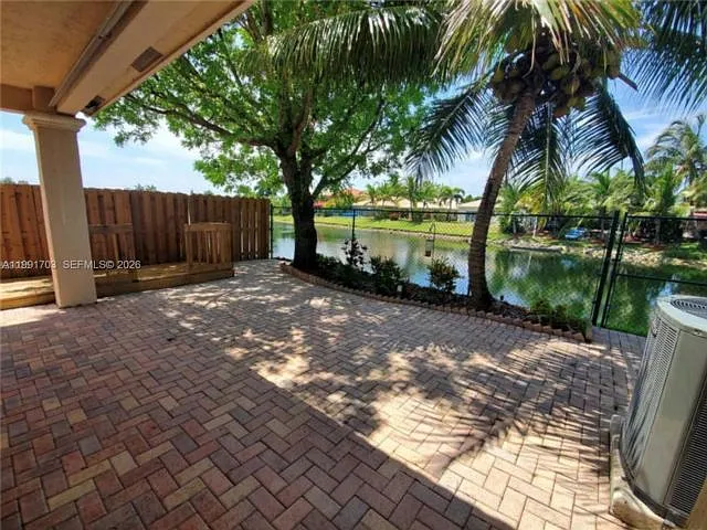 7464 SW 164th Ct — Photo 4