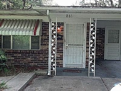1st image of 861 Detroit St