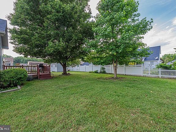 5th image of 23 Coral Ln