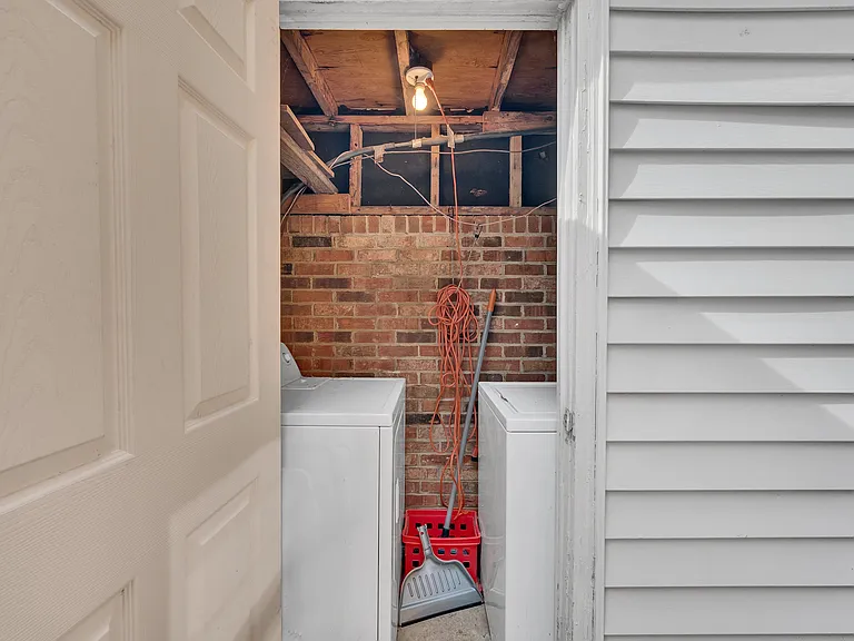 1223 Archdale Dr #A — Photo 19