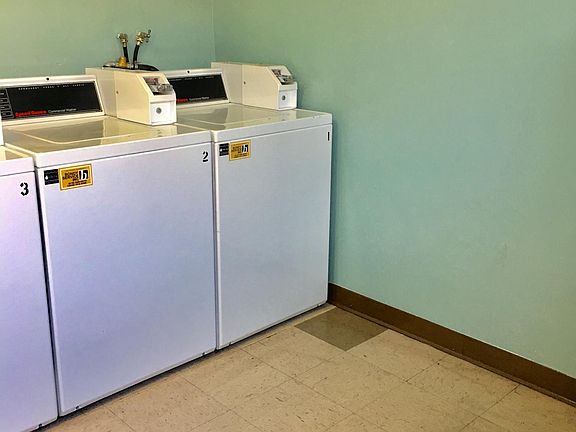 5th image of 622 S Pasadena Ave APT 2