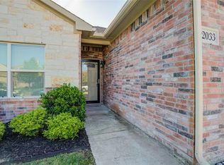 2033 Shady Glen Trl, Princeton, TX 75407