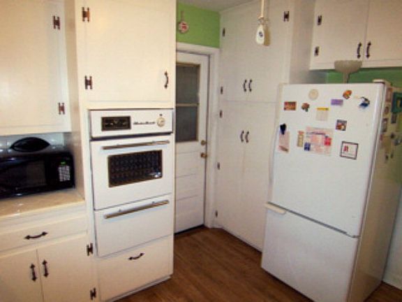 5th image of 101 Rosebud Dr