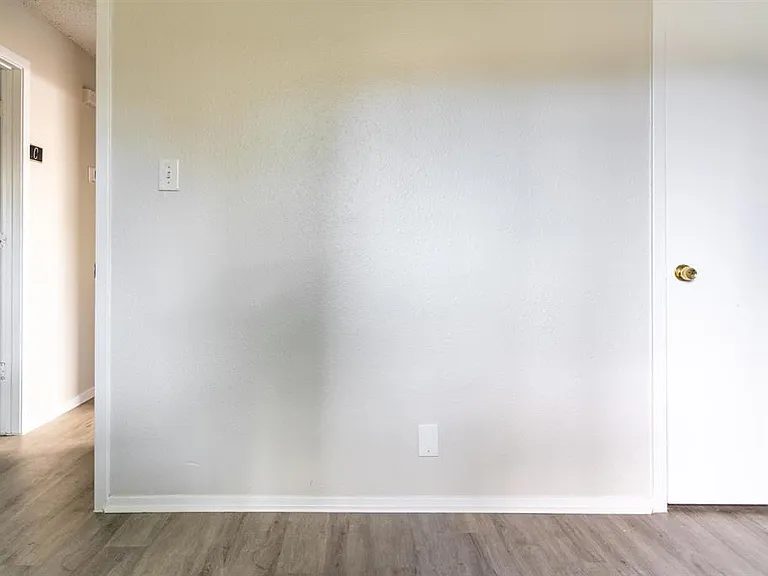 1212 Bonnie Brae St #A — Photo 10